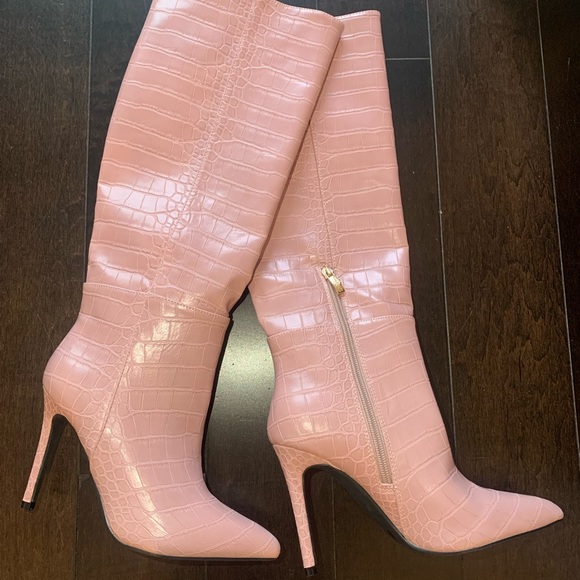 Guess High Boots - Picture 3 of 4